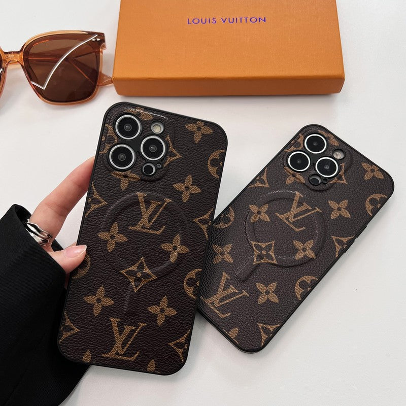 Classic Luxe Pattern MagSafe Phone Case